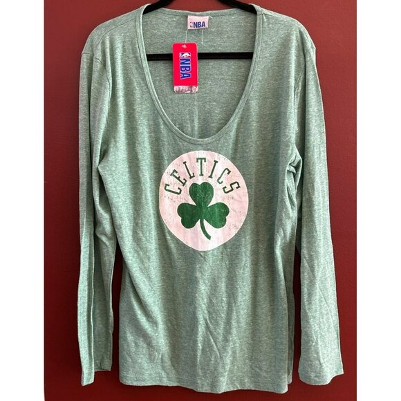 Boston Celtics Women's Green Shamrock Lightweight Long Sleeve Shirt Scoop Neck - Picture 1 of 4